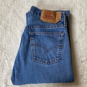 Vintage 501 Levis | size 24